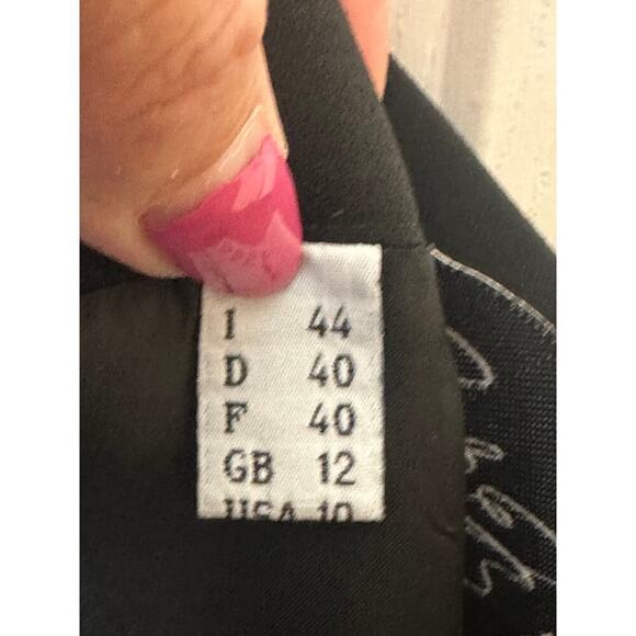 Cheap & Chic Moschino Black Short Straight Skirt Women's Size 10 Runs Small - Picture 4 of 7